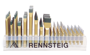 Ekspozytor do przecinaków i przebijaków z asortymentem lakierowanym