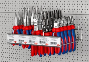 Wieszak do szczypiec 3 modele po 6 sztuk szczypiec